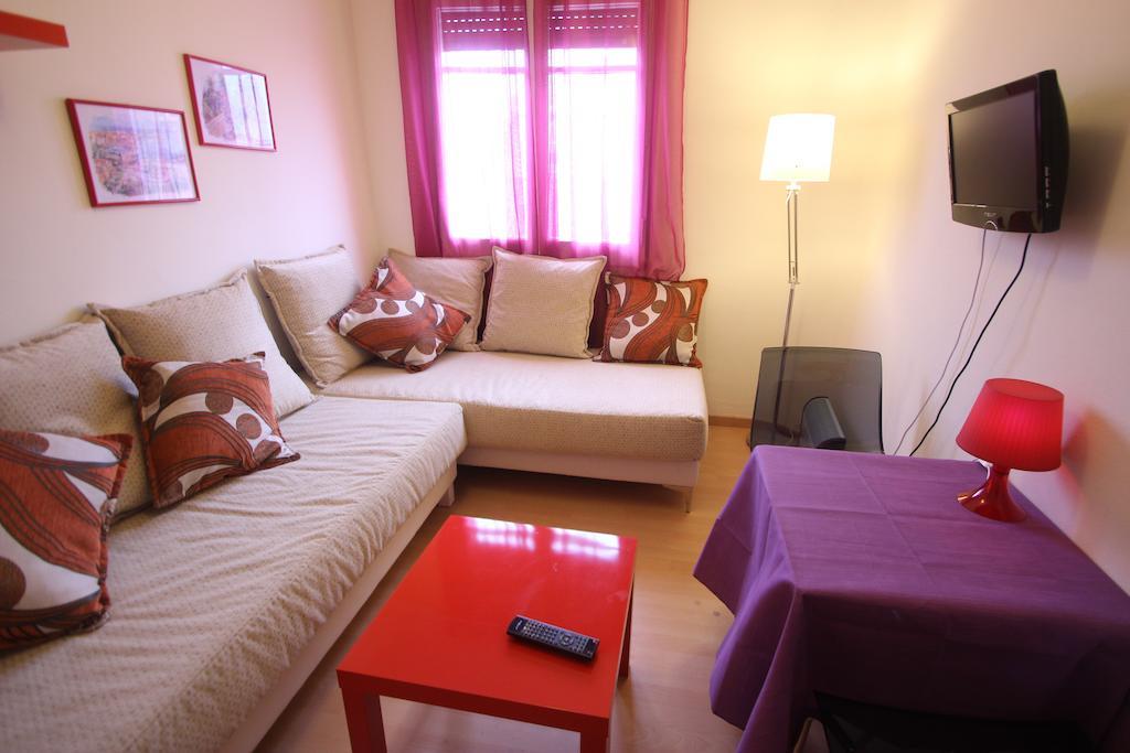 Stopbarcelona Universidad Apartments ห้อง รูปภาพ