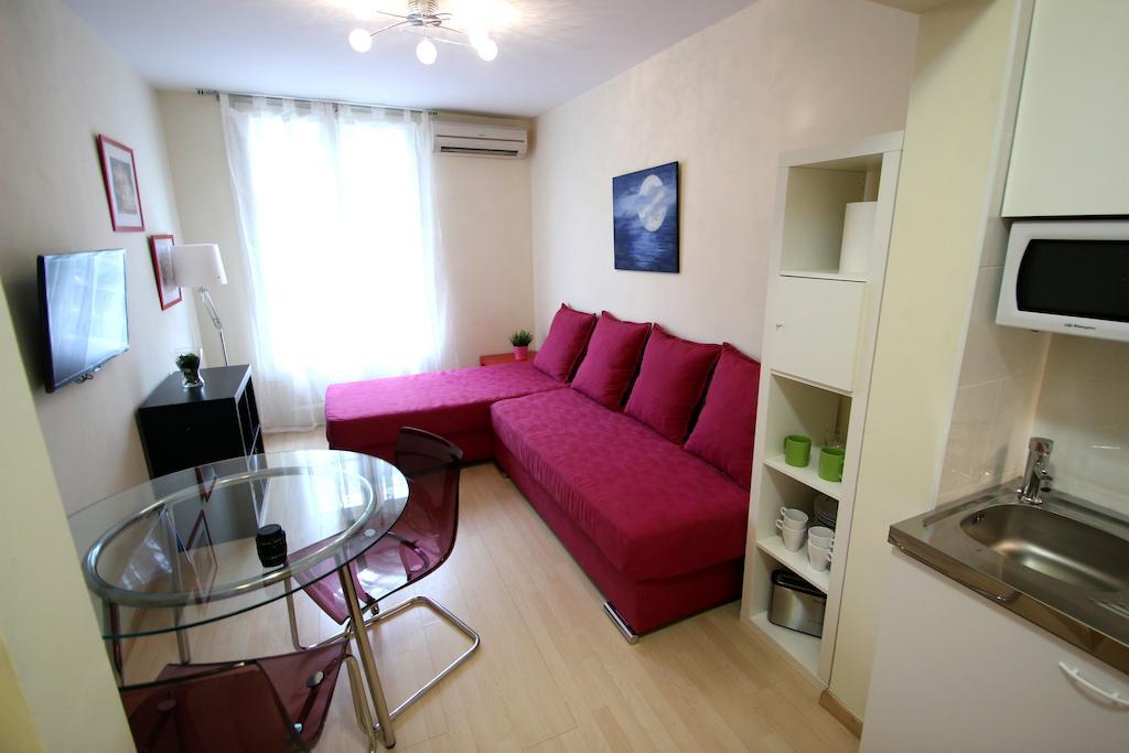 Stopbarcelona Universidad Apartments ห้อง รูปภาพ