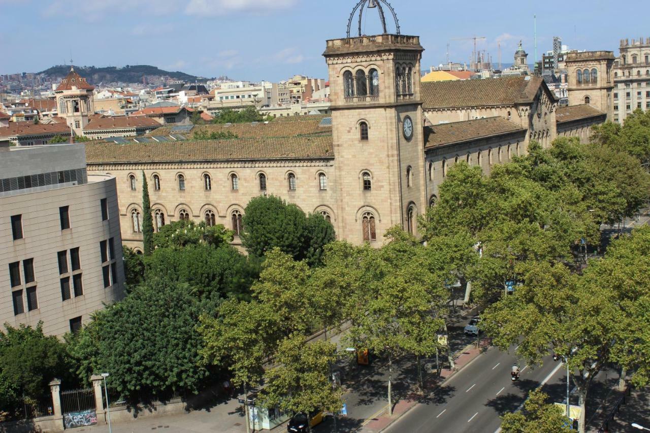 Stopbarcelona Universidad Apartments ภายนอก รูปภาพ