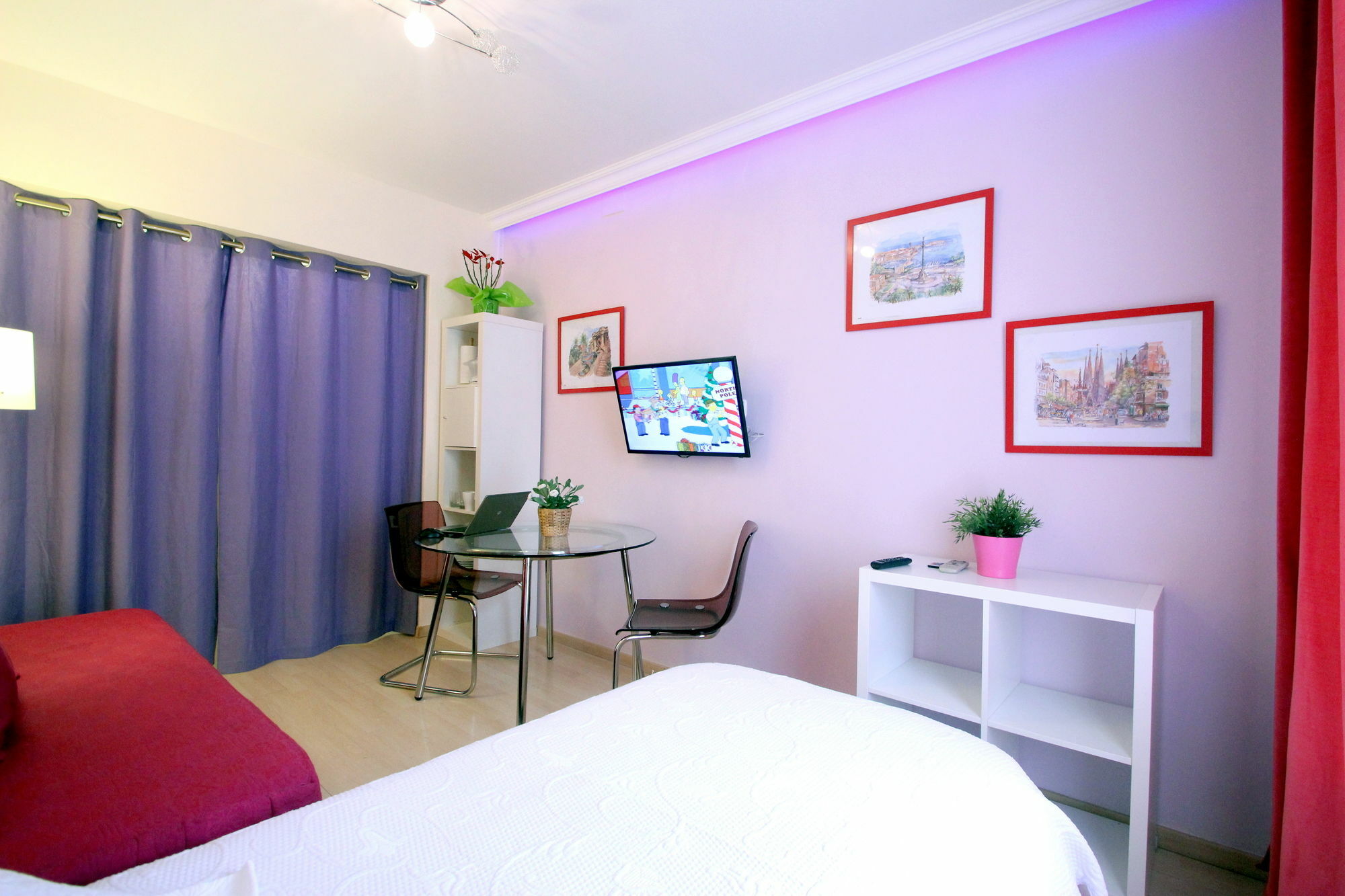 Stopbarcelona Universidad Apartments ภายนอก รูปภาพ