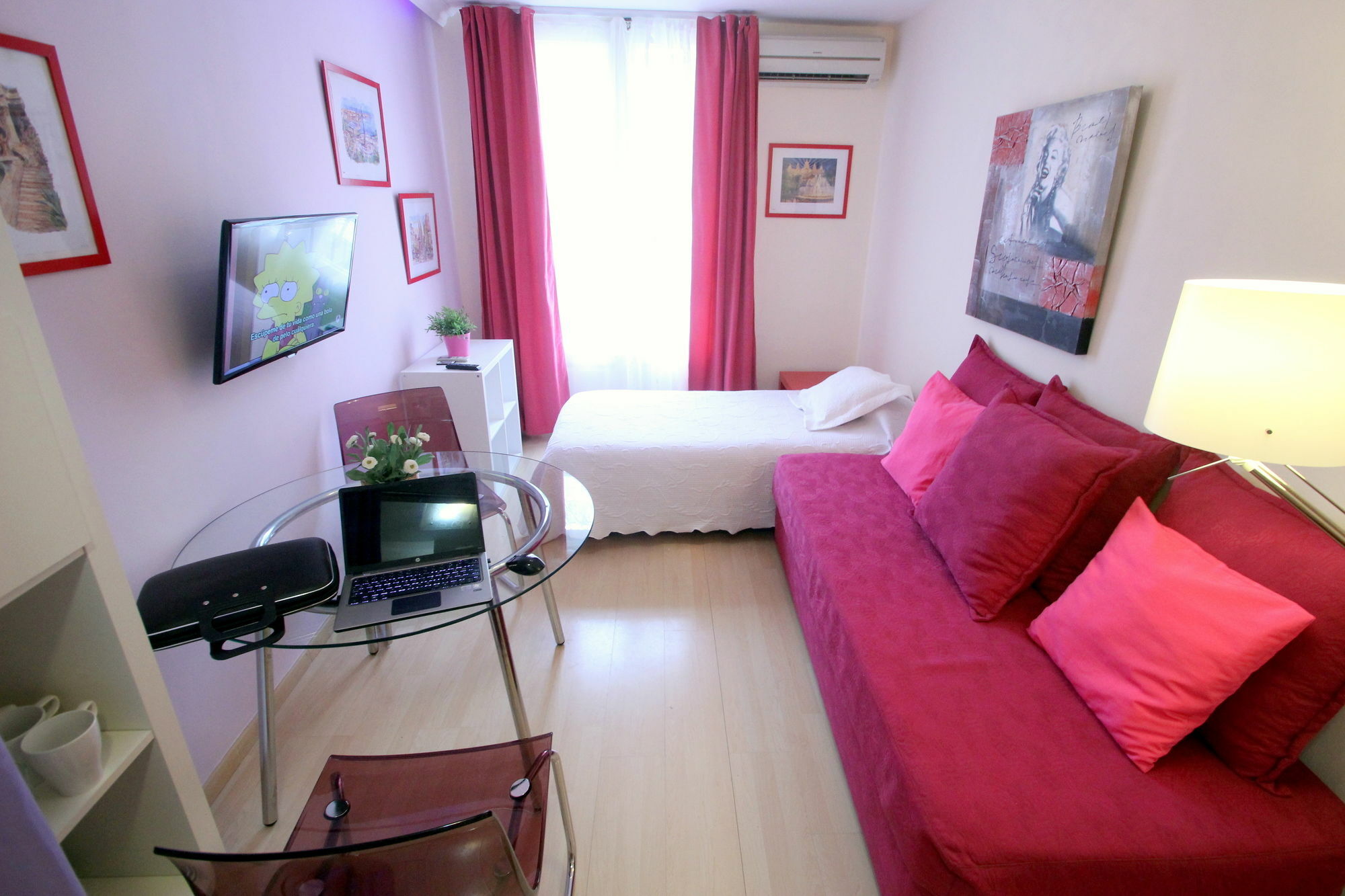 Stopbarcelona Universidad Apartments ภายนอก รูปภาพ